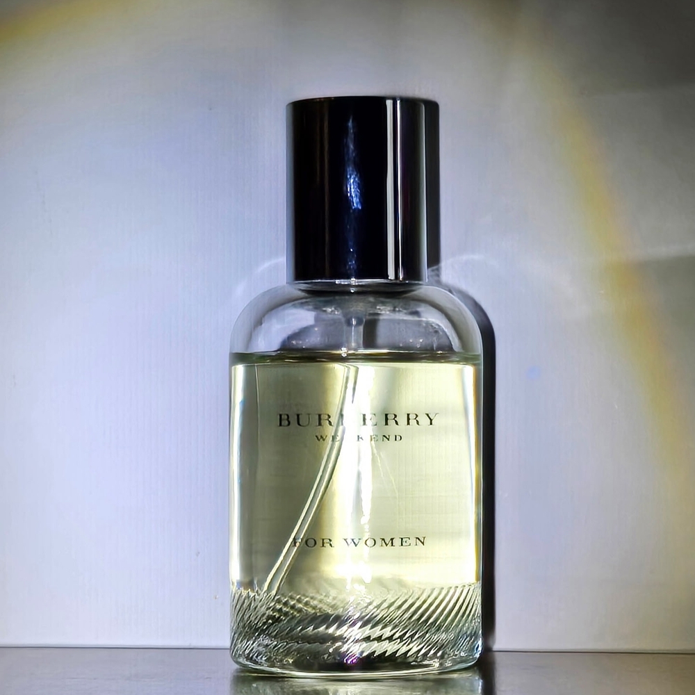 Burberry Weekend Eau de Parfum for Women - Silver and Clear